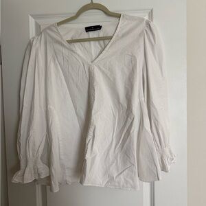 Pomander Place White V-Neck Blouse